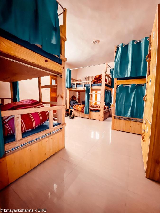 Albergue Backpackers Headquarter Manali Exterior foto